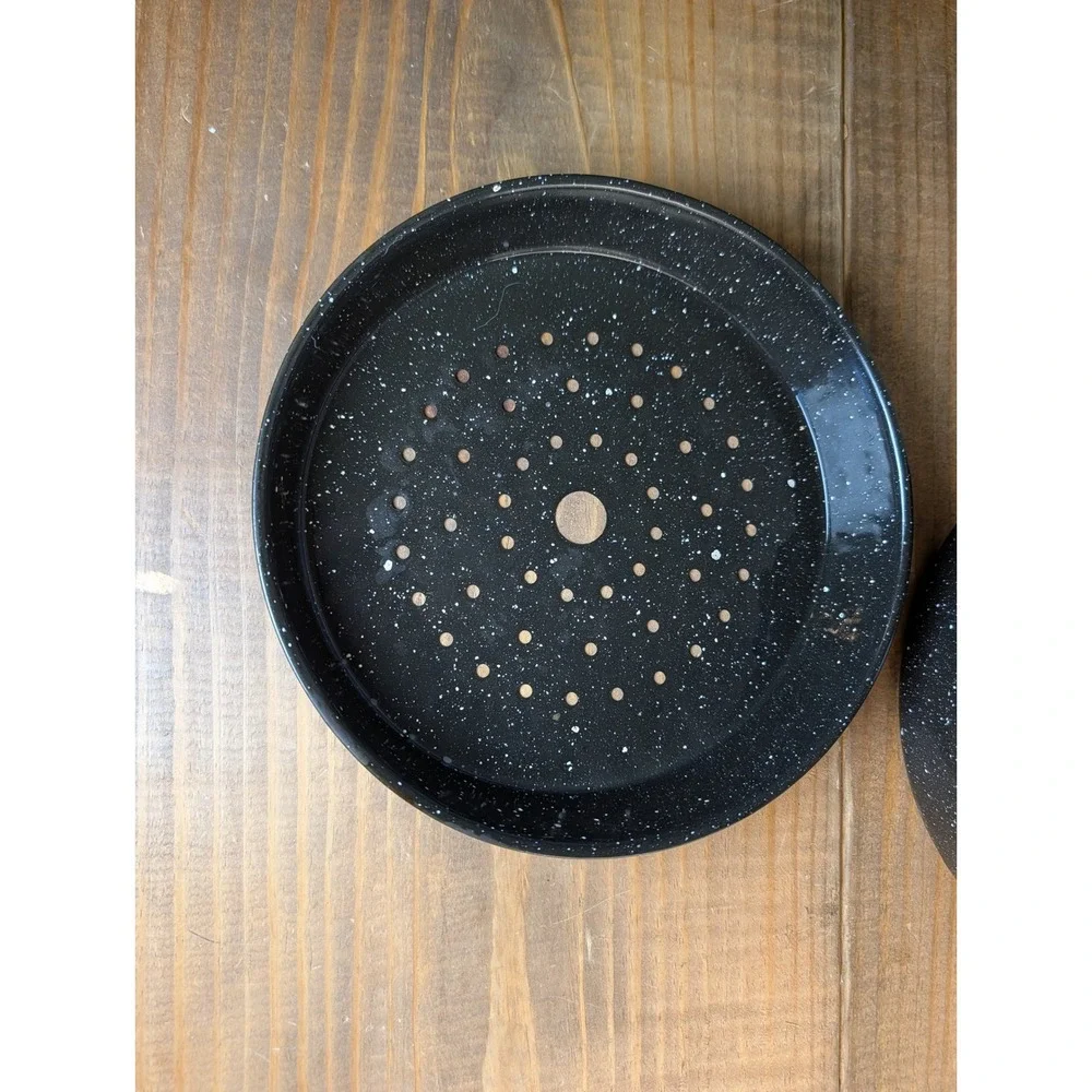 Vintage Black Speckled Enamelware Round Roasting Pan with Lid Steamer Insert 10